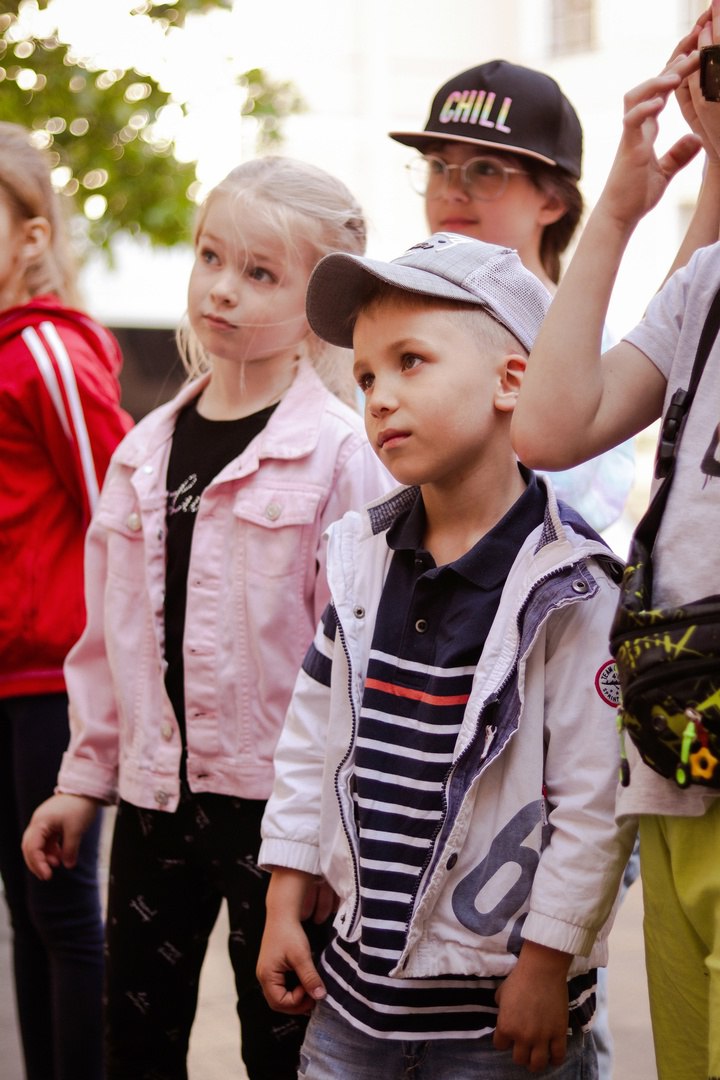 Площадь муз