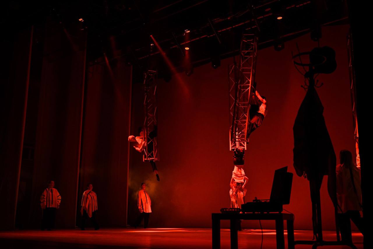 Показ спектакля "Мне есть, чем оправдаться перед Ним"