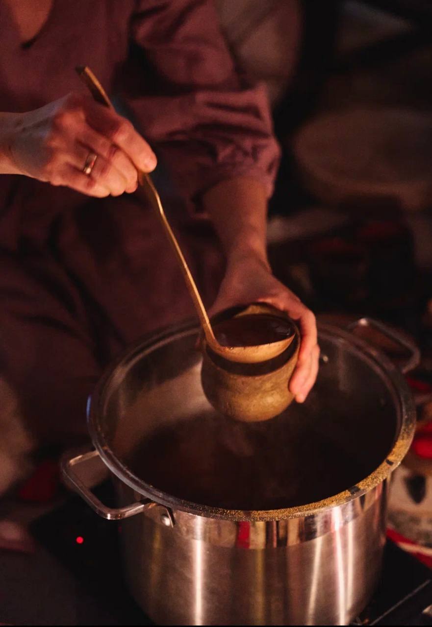 Традиционная какао церемония в какао доме в саду им. Баумана