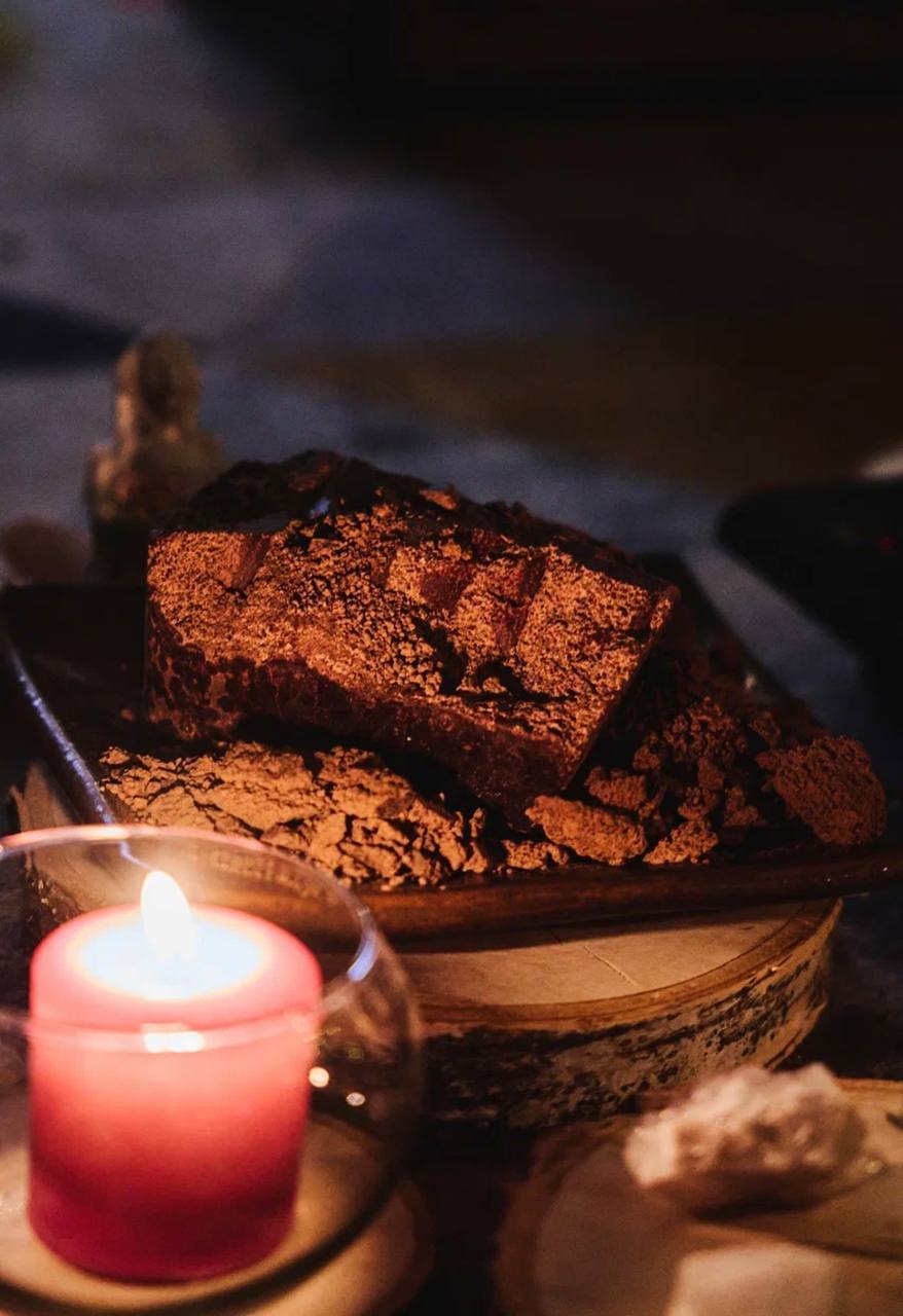 Традиционная какао церемония в какао доме в саду им. Баумана