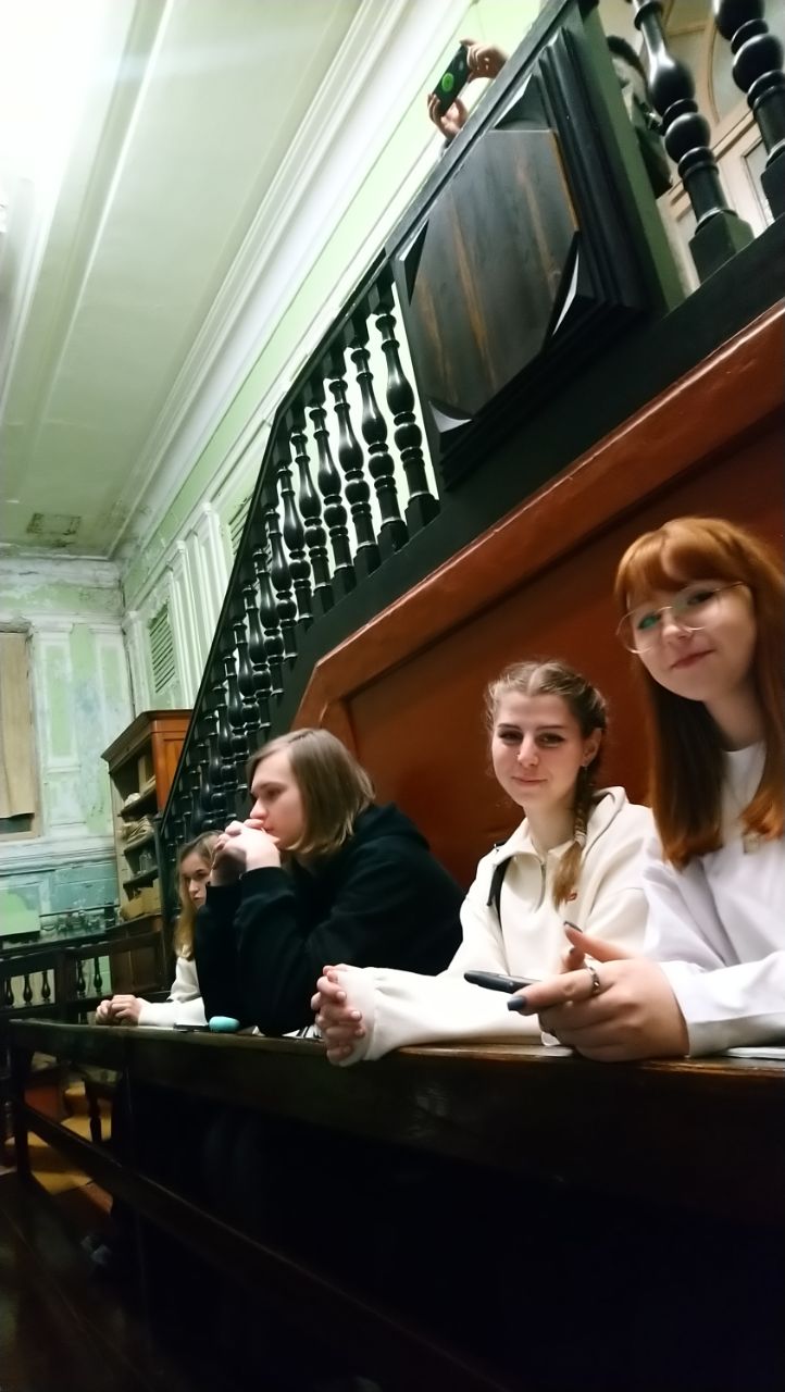 ХИМИКИ 617 В ГОСТЯХ У МЕНДЕЛЕЕВА