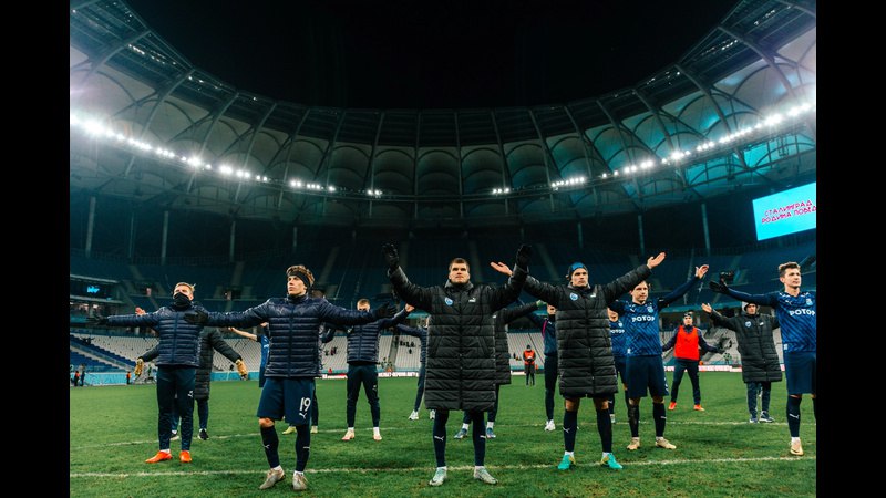 Ротор - Ленинградец