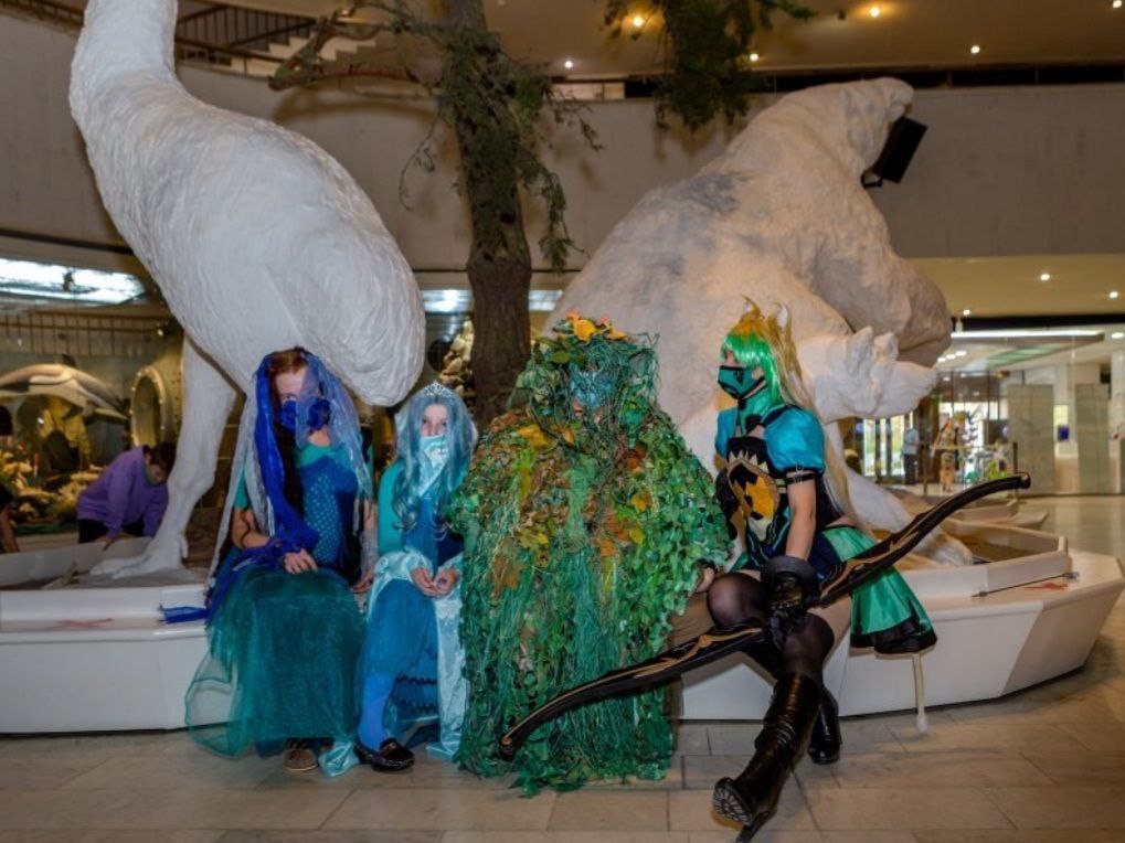 Бесплатно в Дарвиновский музей в костюме лесной нечисти