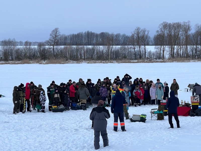 Юный рыболов