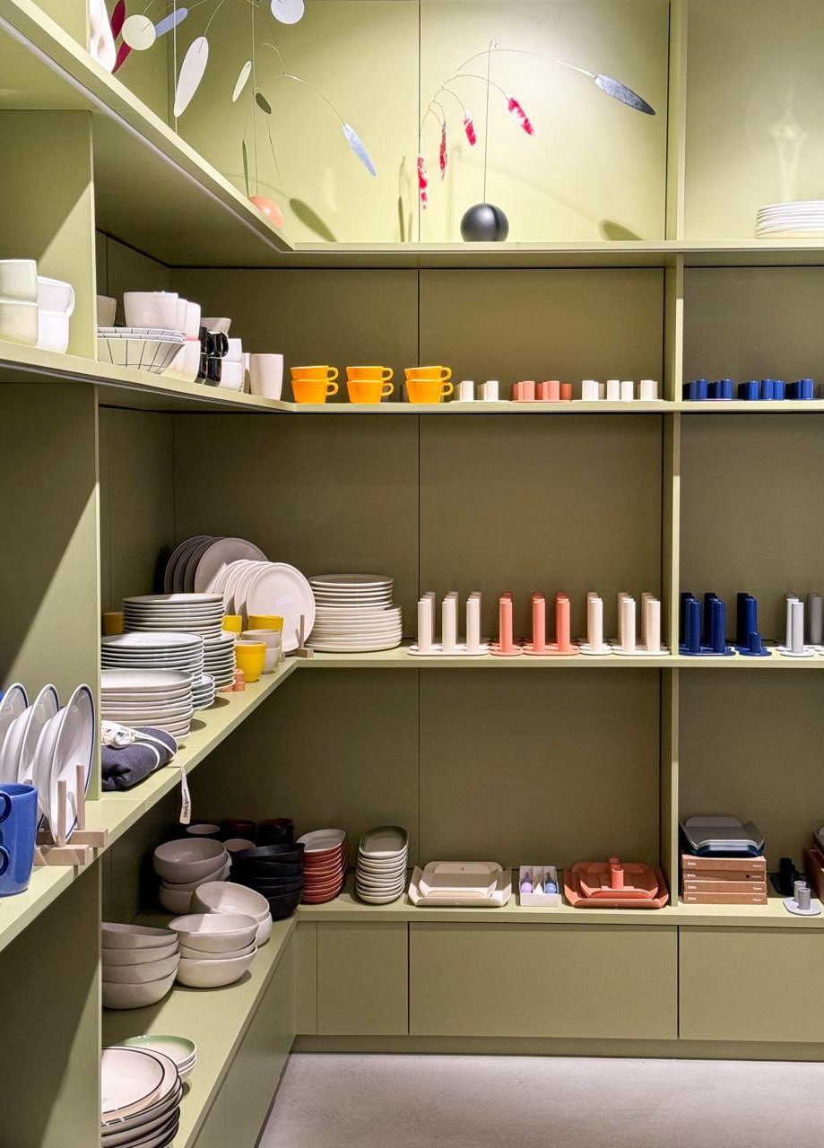 Выставка работы Александры Гарт «Постоянство веселья и грязи»