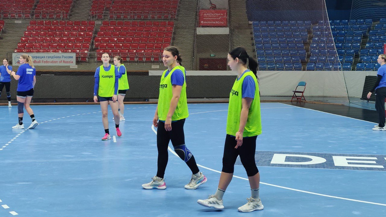 Динамо-Синара против Астраханочки