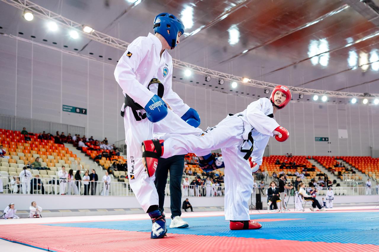 Соревнования по тхэквондо