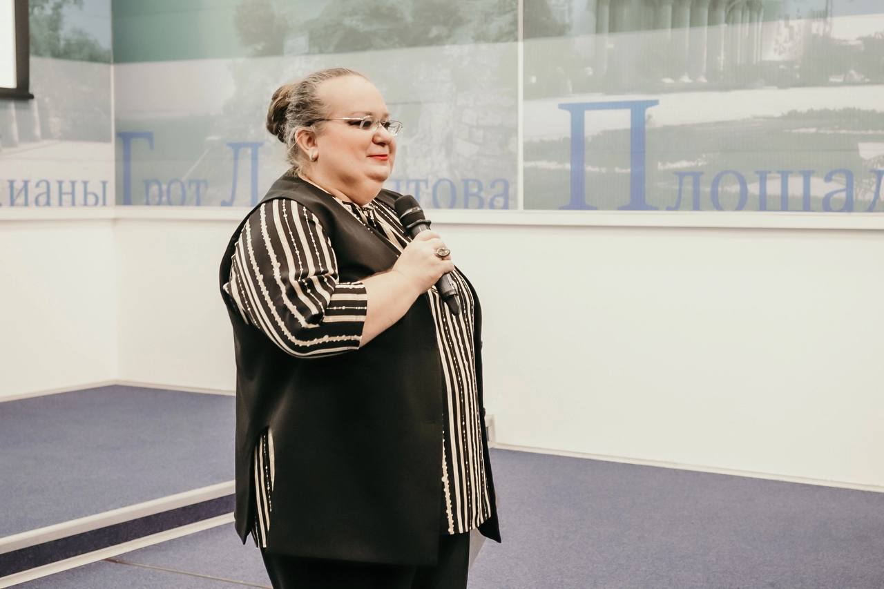 Показ видеоверсии спектакля «Дядя Ваня»