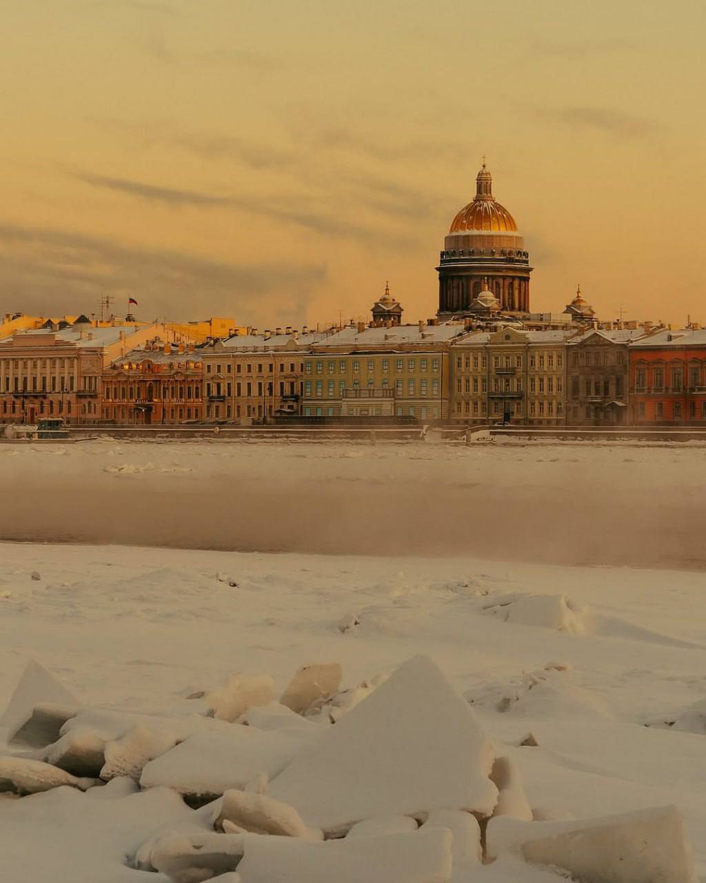 Экскурсионный автобусный тур в Санкт-Петербург